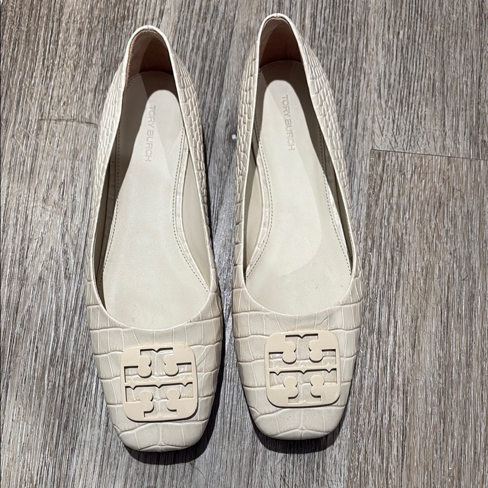 NWOB Tory Burch Georgia Square Toe Croc-Embossed Leather Ballet Flats Cream 9.5
